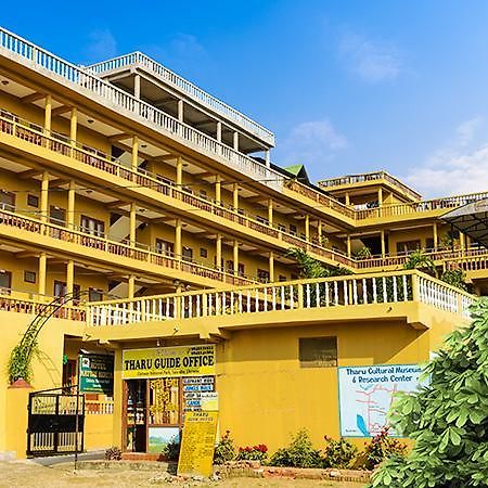 Hotel Nature Heritage Chitwan Luaran gambar
